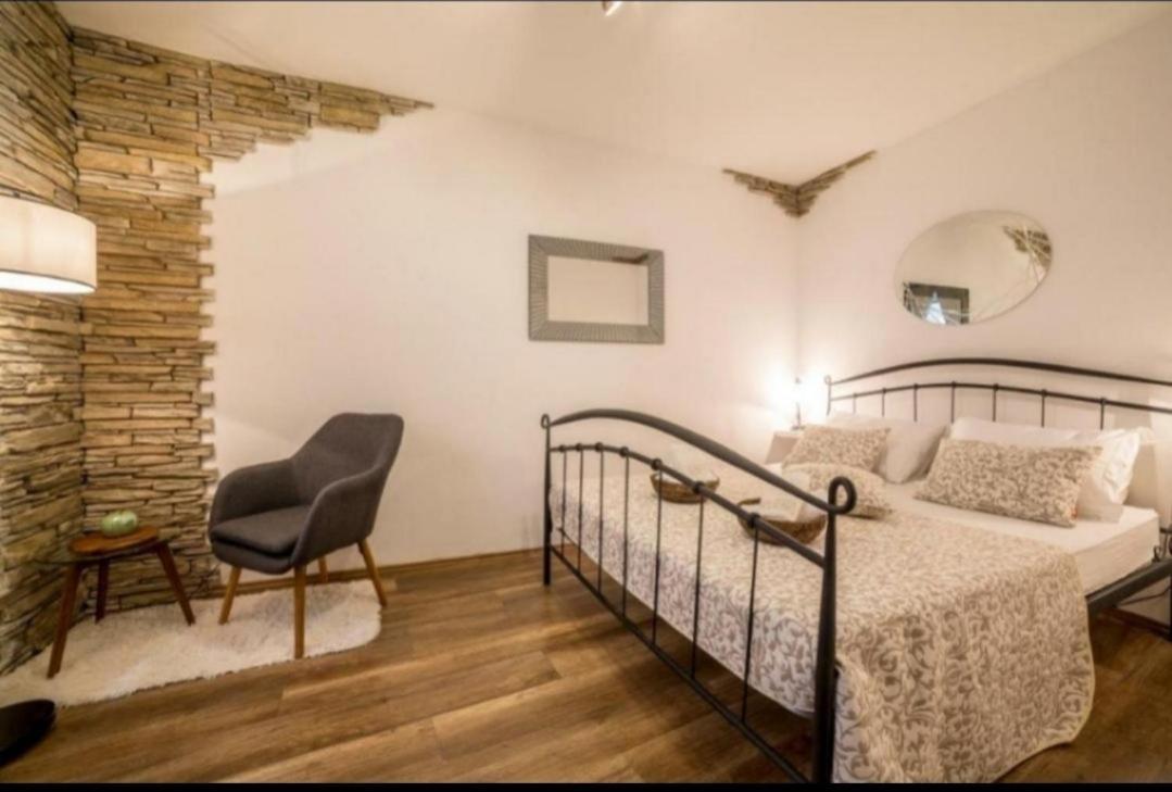 Iron Gates Apartments Split Zimmer foto